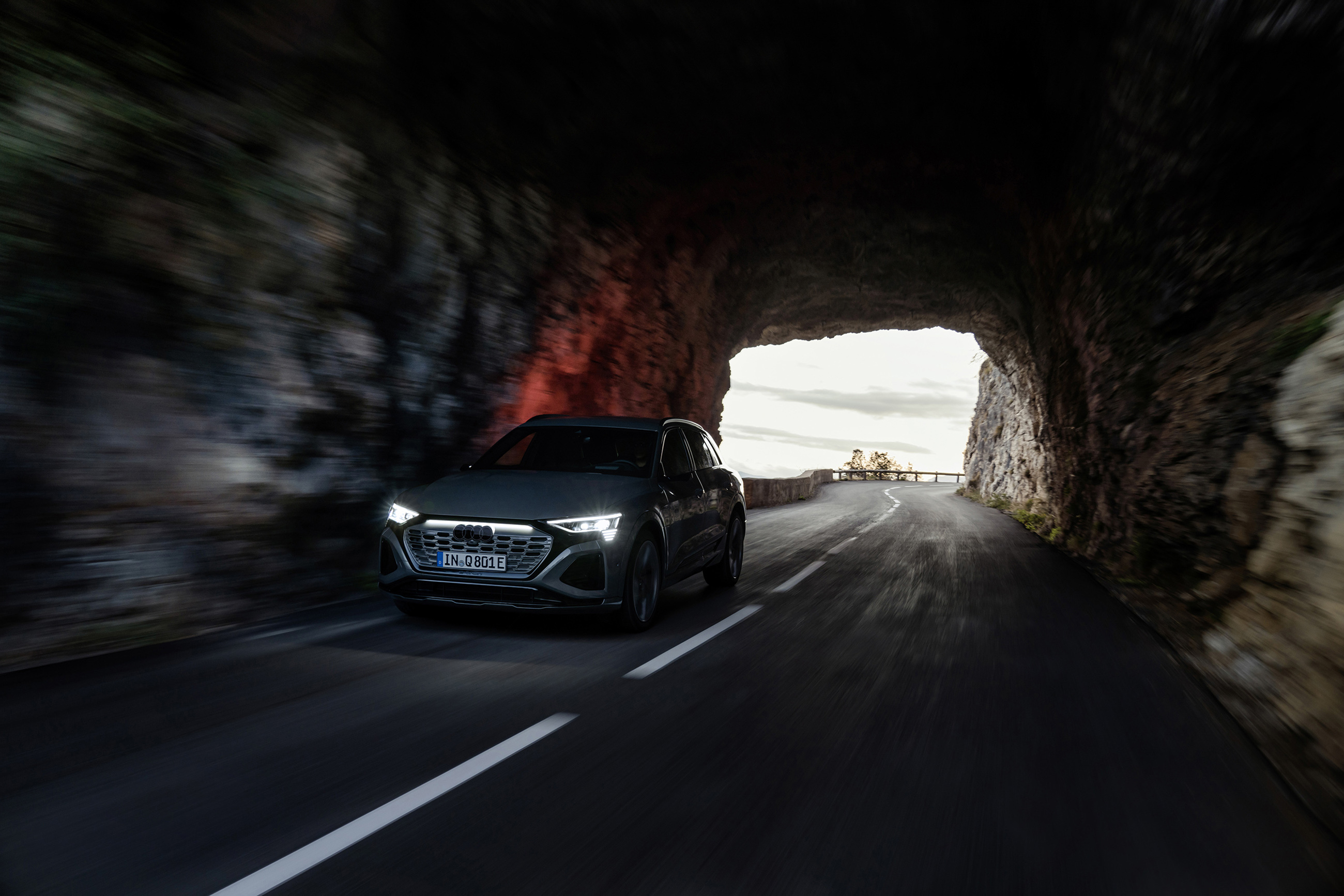 Audi Q8 e-tron 4