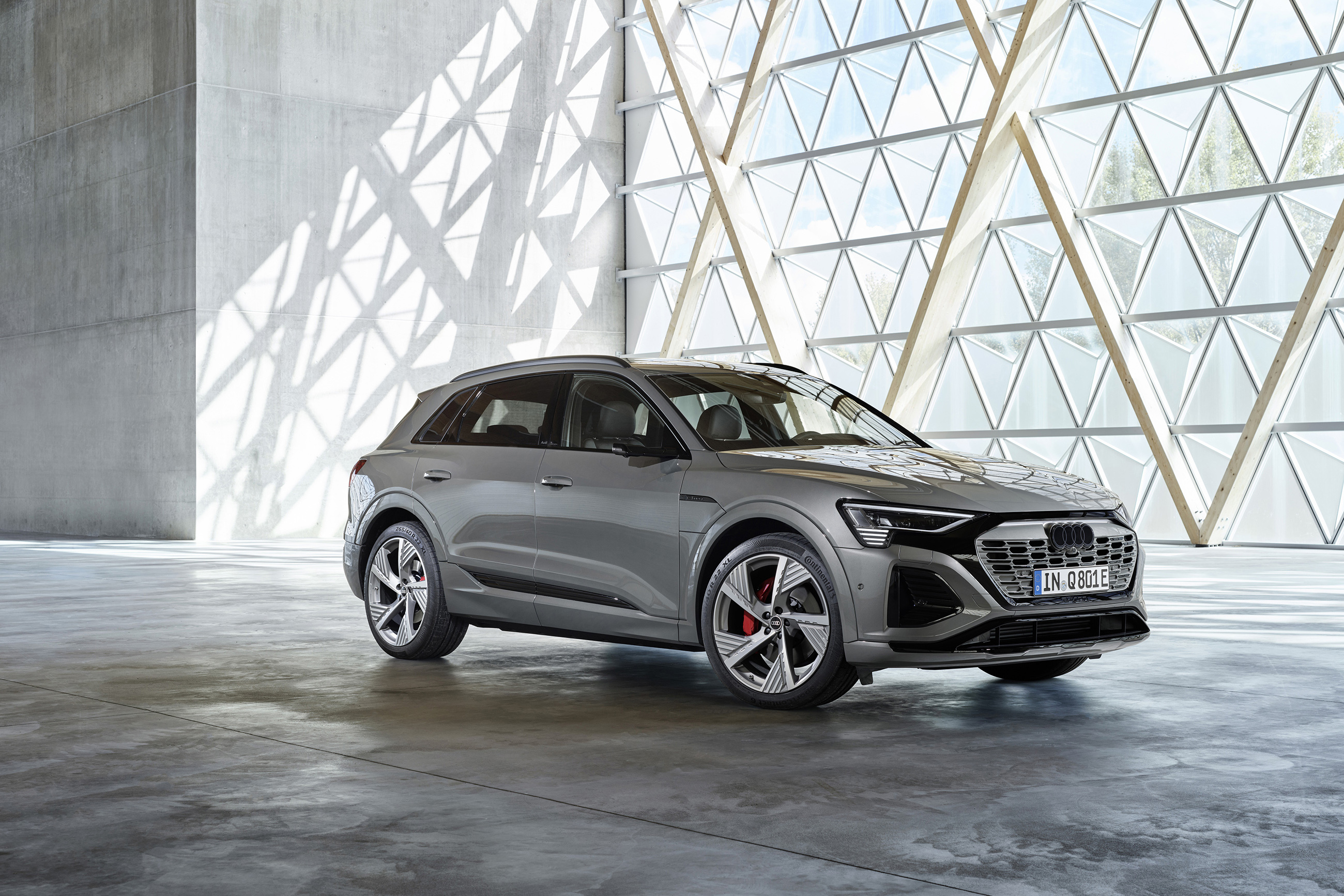 Audi Q8 e-tron 5