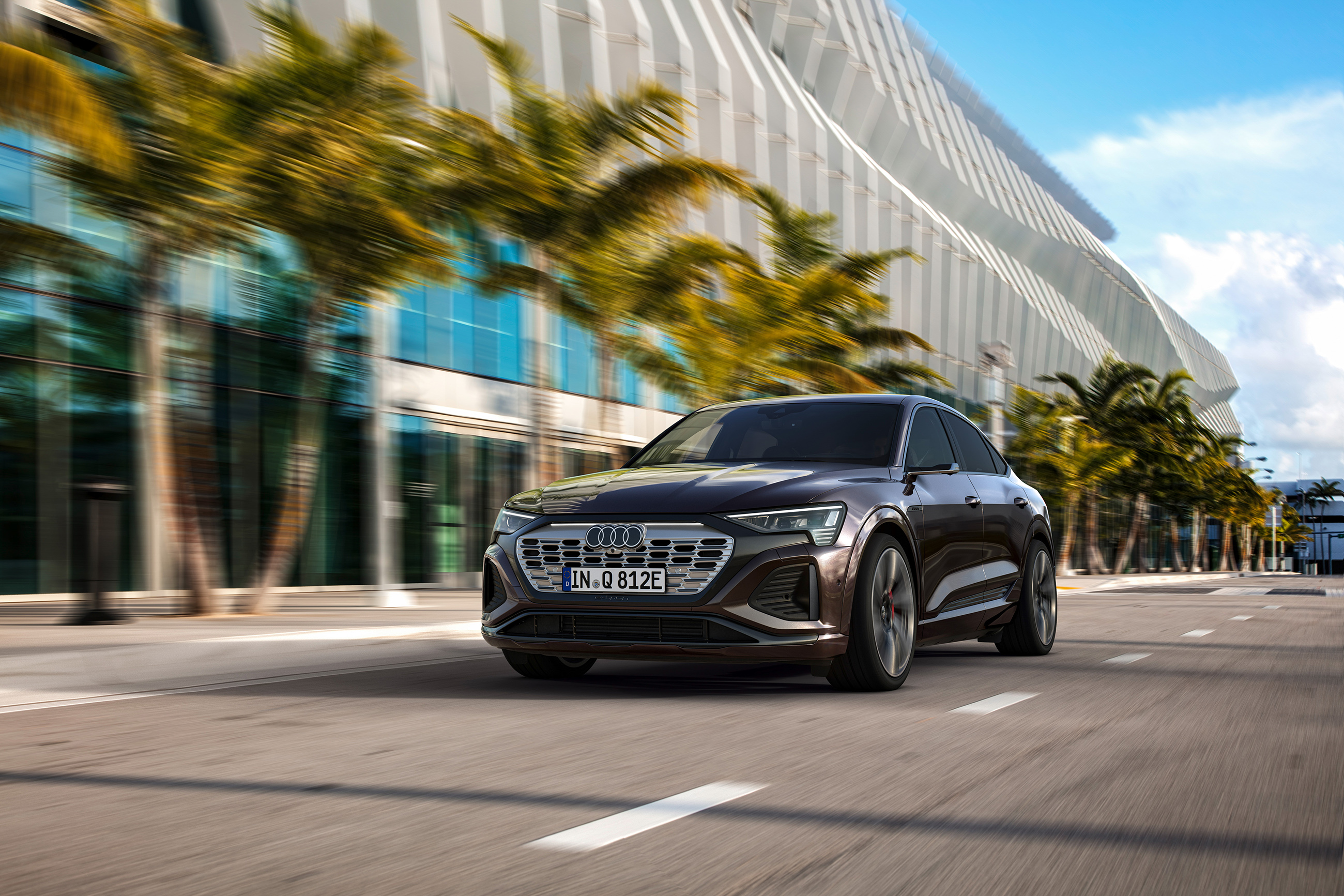 Audi Q8 Sportback e-tron 2