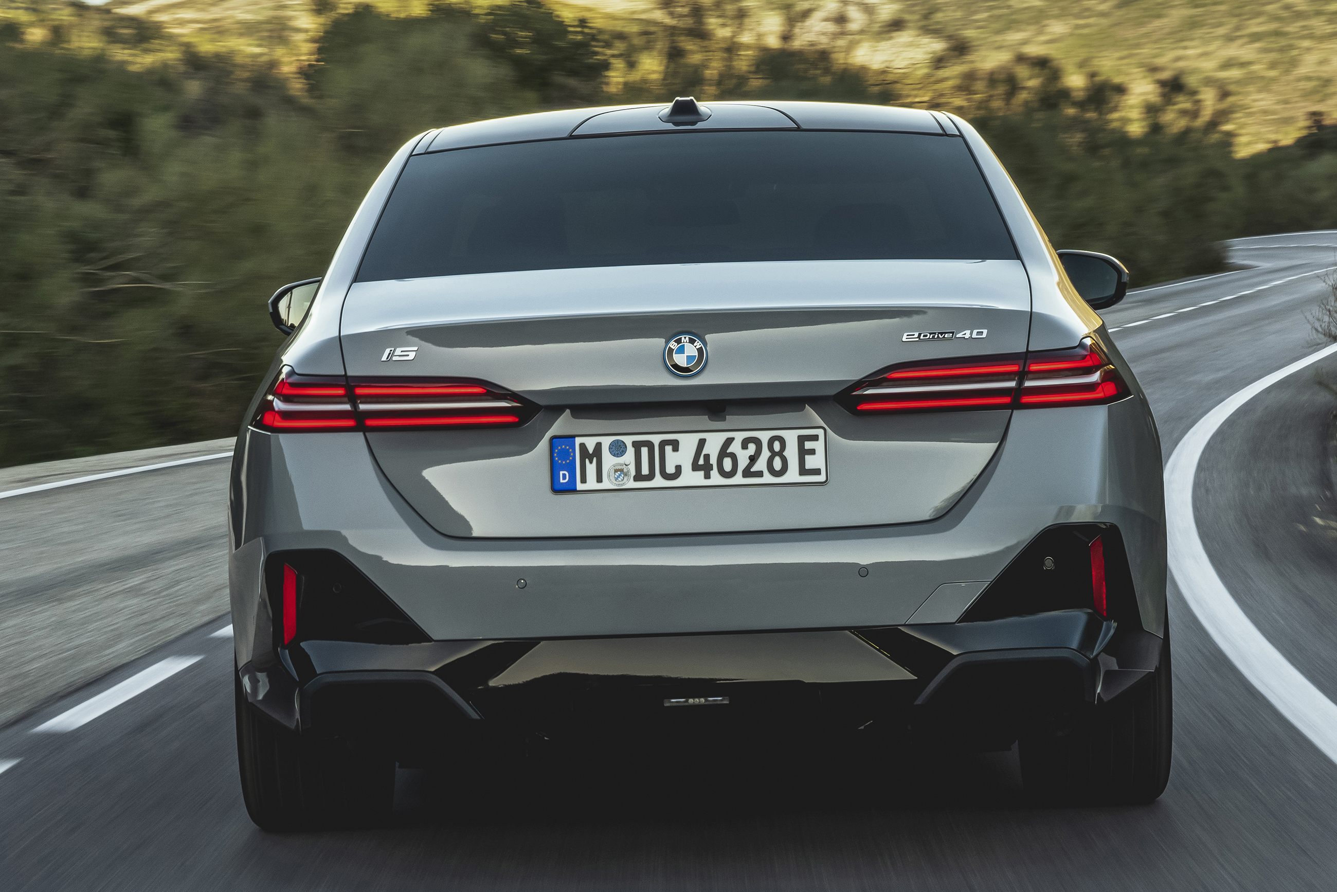 BMW i5 Gallery 4