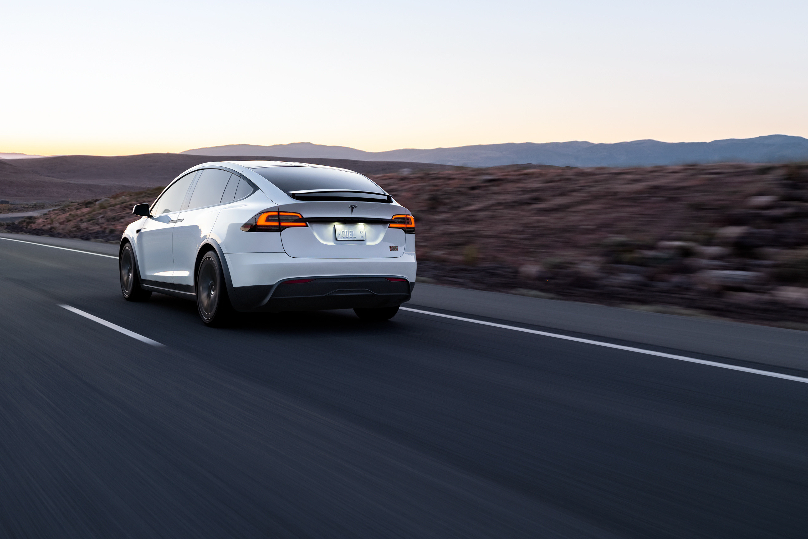 Tesla Model X Gallery 2