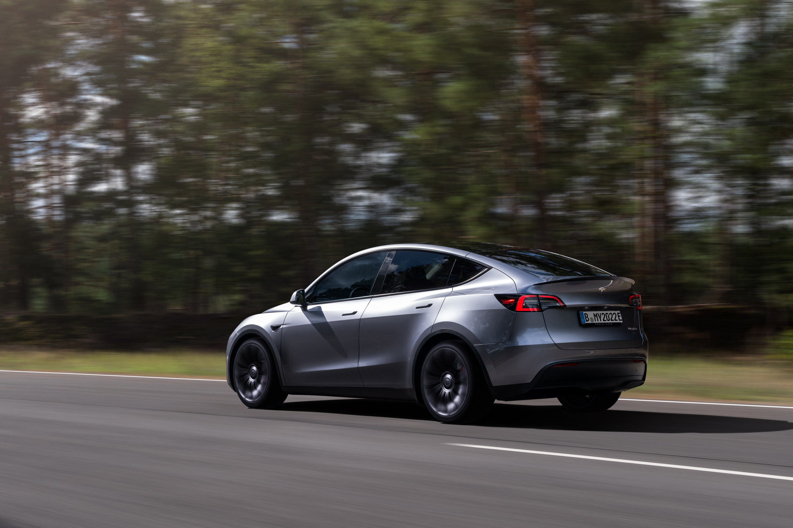 Tesla Model Y Gallery 1